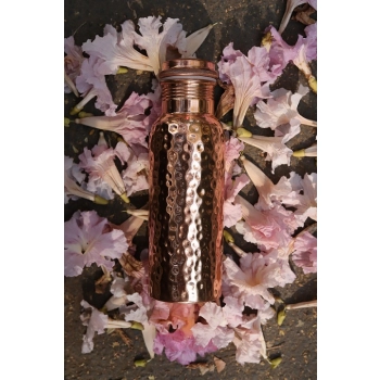 Butelka z młotkowanej miedzi na wodę 600 ml